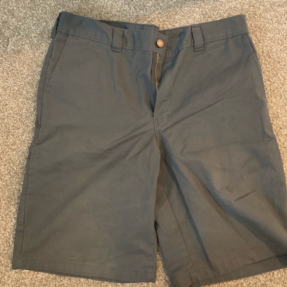 Men’s casual shorts